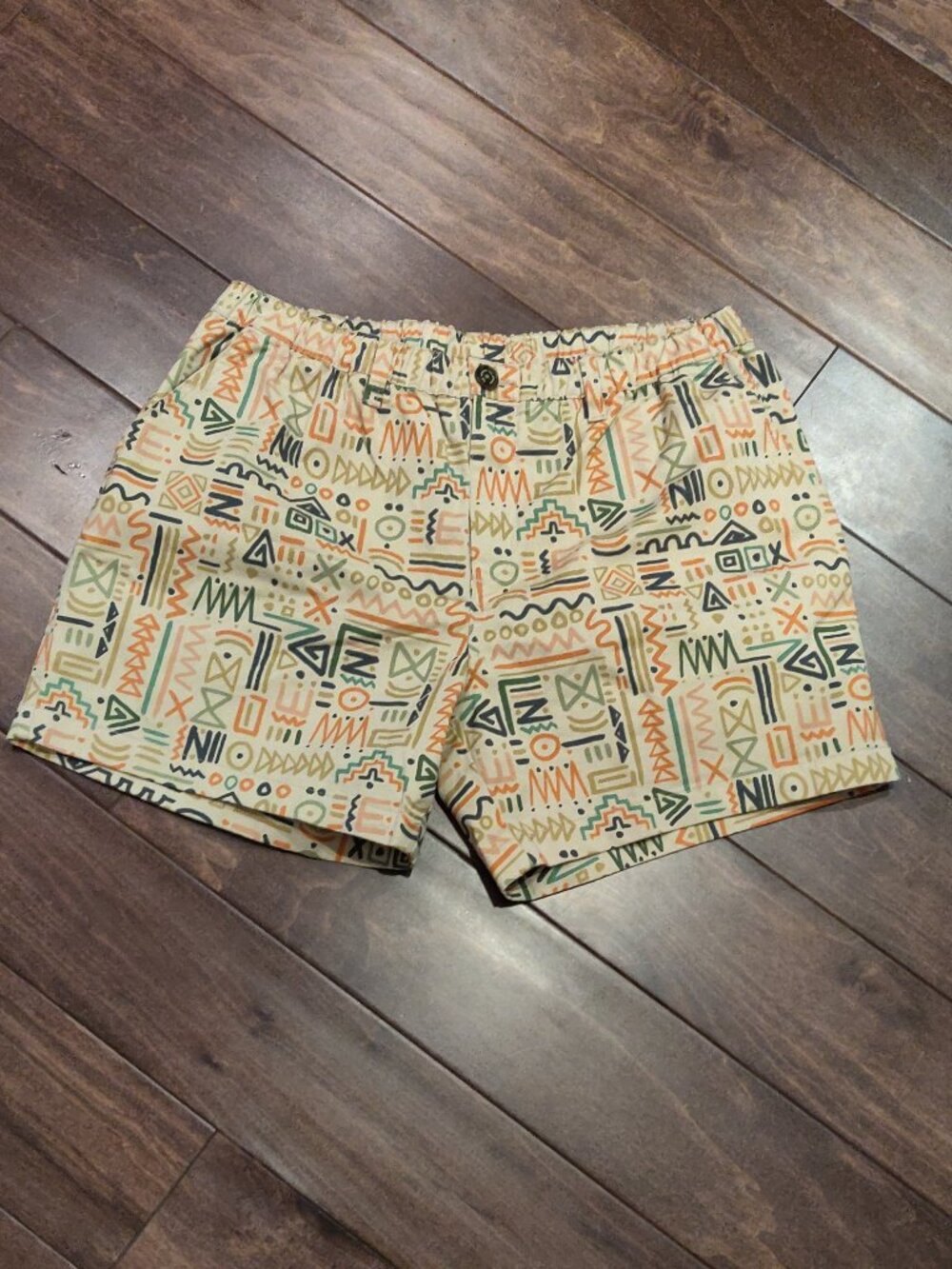Chubbies Original 5.5" Twill Shorts In Disco Deserts XL NEW WITHOUT TAGS